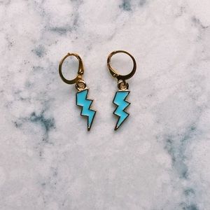 lightning bolt hoops